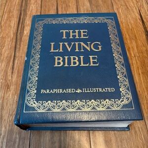 The Living Bible Tyndale 1973 Leather Paraphrased & Illustrated